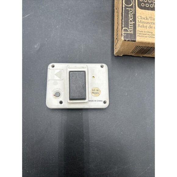 Pampered Chef 1900 Digital Kitchen Clock Timer Magnetic Clip Stand Up Retired - Picture 4 of 4